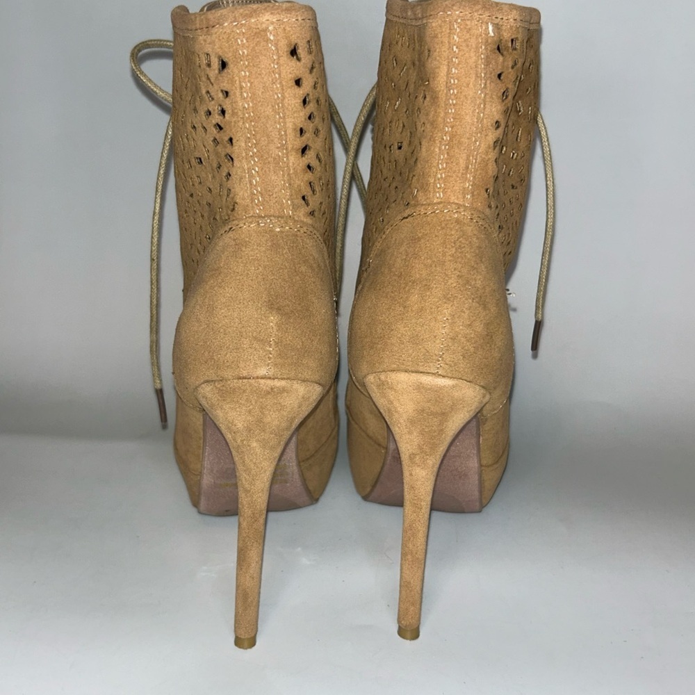 Pre loved Wild Diva  platform laced heel booties - Picture 2 of 4